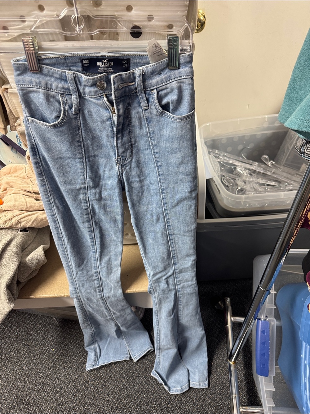 Hollister high rise flare jeans 00 // 082764